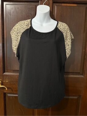 Black Tee with Beige Speckled Cap Sleeves